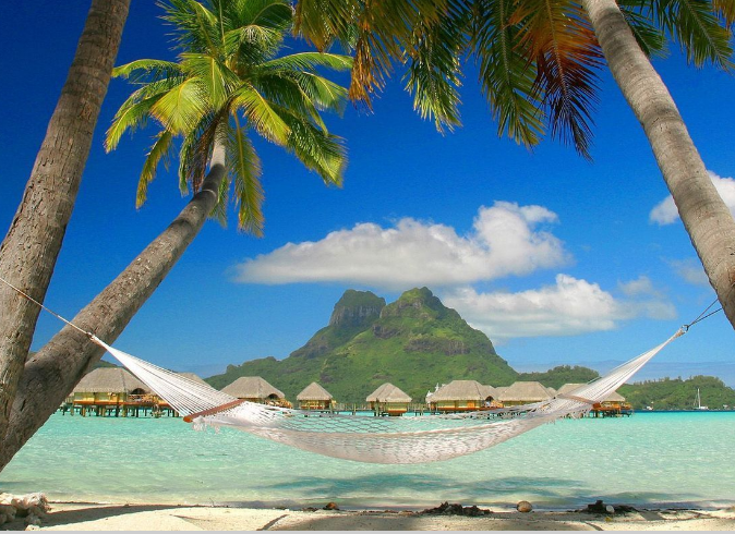 Hammod at beach in Fiji